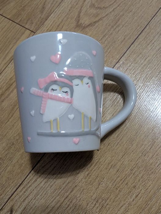 Siwy kubek home&you z sowami