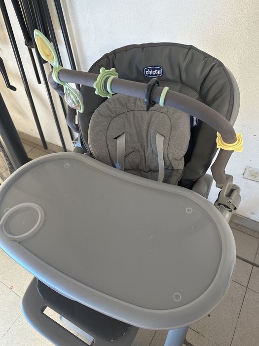 Vendo cadeira de crianca chicco