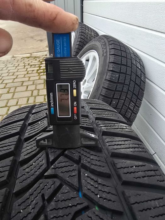 колеса в сборе BMV  Michelin 205/65R16 малый износ