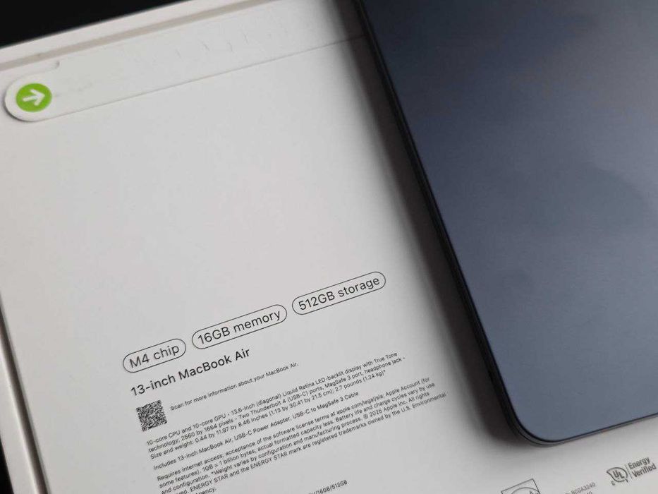 Macbook Air M4 16 GB 512 GB nowy, stan idealny, gwarancja, FV