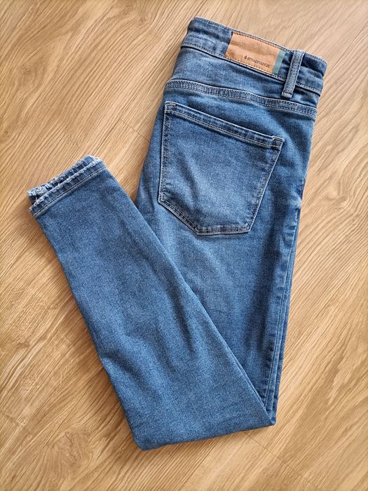 Spodnie dzinsy skinny 38/M Stradivarius