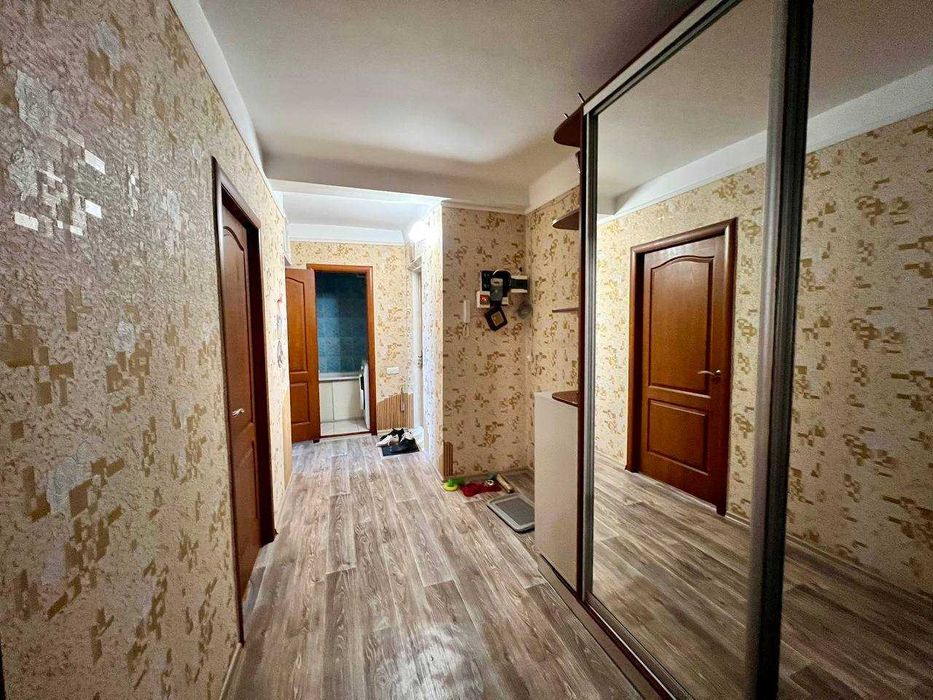 Продам 3х комнатную квартиру район "Александровского рынка"