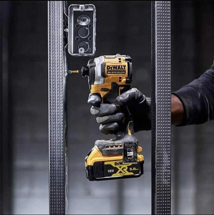 DeWALT DCF850 каркас  18v гарантiя