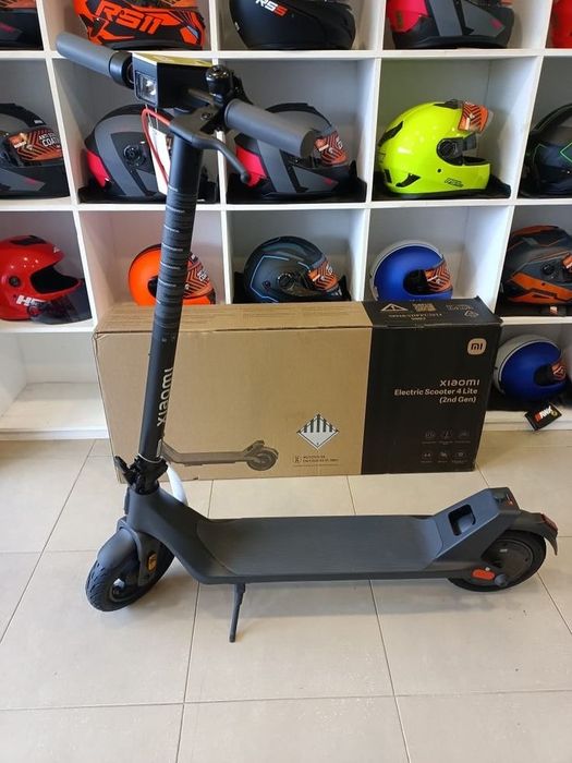 Xiaomi eletric scooter 4 lite (2nd gen) — 285€  — Apenas 1 mês de uso • Estado impecável • caixa + carregador