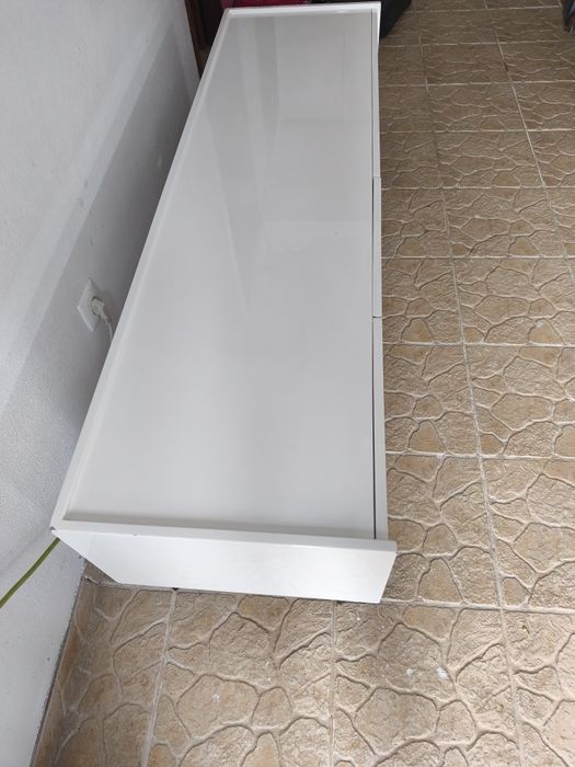 Móvel de sala branco