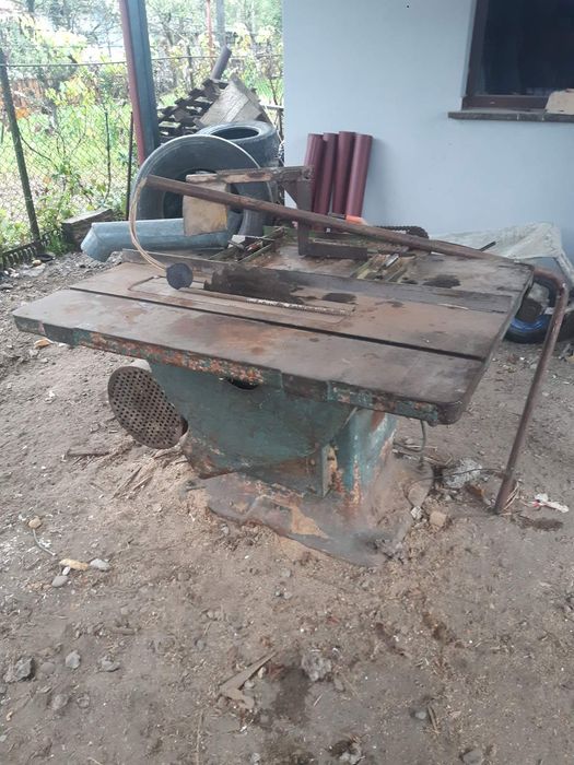 Циркулярка в робочому