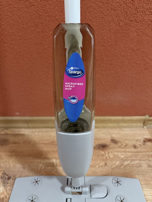 Nowy mop ze butela  na wode destylowana