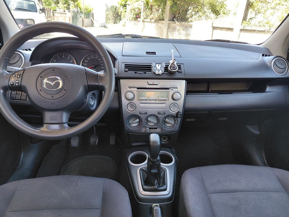Mazda 2 dy 1.2 gasolina