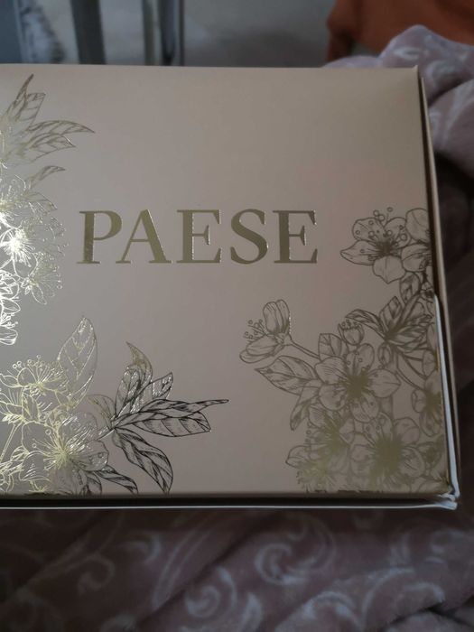 Prase puder do twarzy i puder pod Oczy