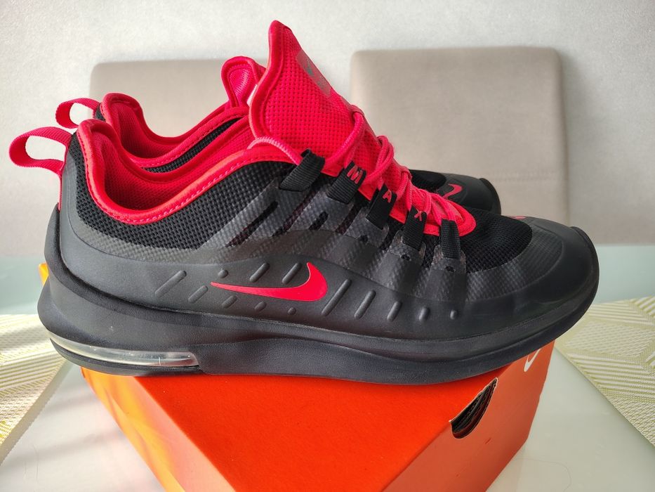 Nike air max axis  43р.