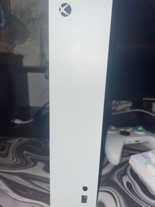 Продам Xbox Series S 512GB | Полный комплект