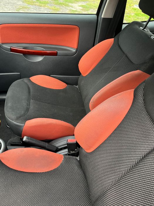 Auto citroen c2 vtr