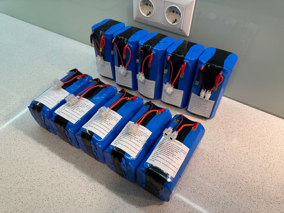 Акумулятор в безперебійник 12v 15Ah LiFePo4 200 Вт. Активний балансир