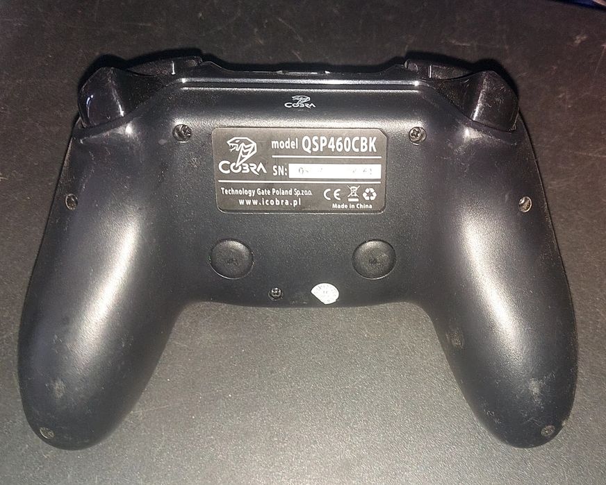 Pad do konsoli ps4 cobra