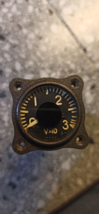 Авионика вольтметр