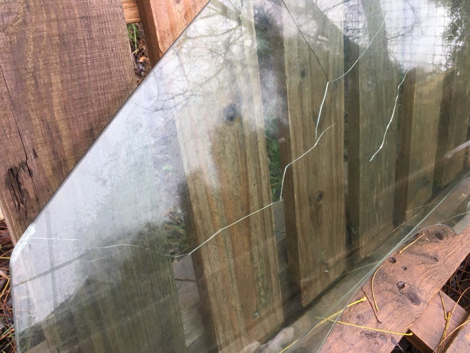 Скло подвійне Tesla Y 2024р.