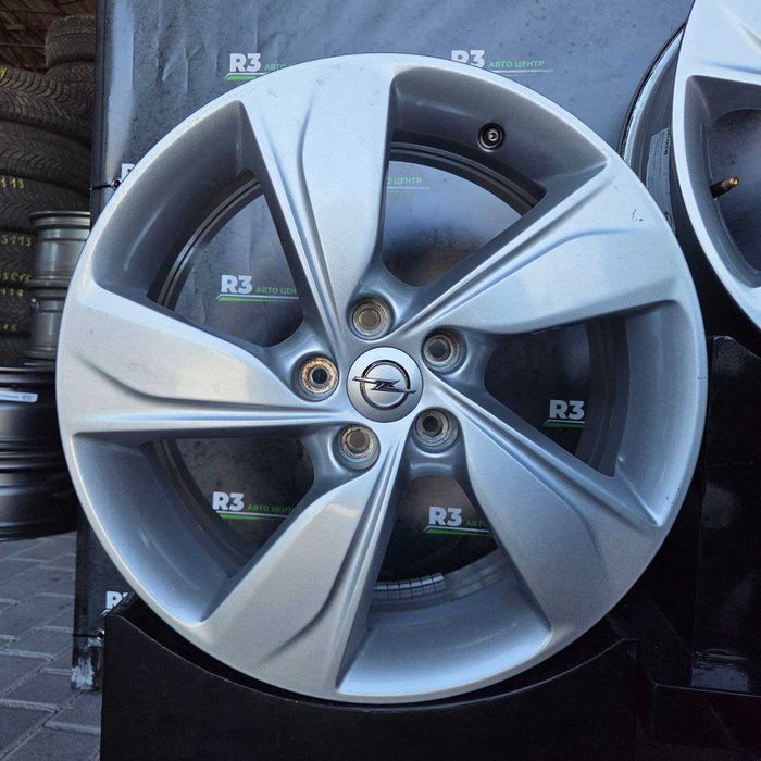 Легкосплавні диски 5x110 R18 7.5J ET49 D65.1 OPEL CR62