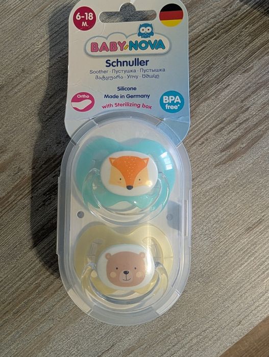 Продам соски, пустушки, дурники nuby, baby nova 6-18 м