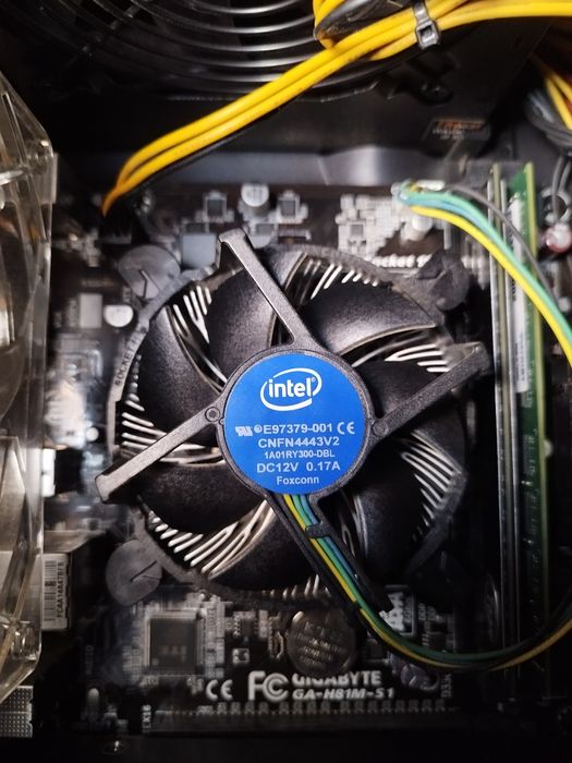 Комплект Материнська плата Gigabyte GA-H81M-S1+Core i5-4690+ddr3 16gb