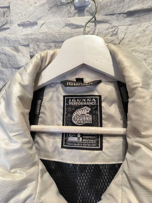 Kurtka Narciarska Snowboardowa Iguana Przejściowa Biała Logo