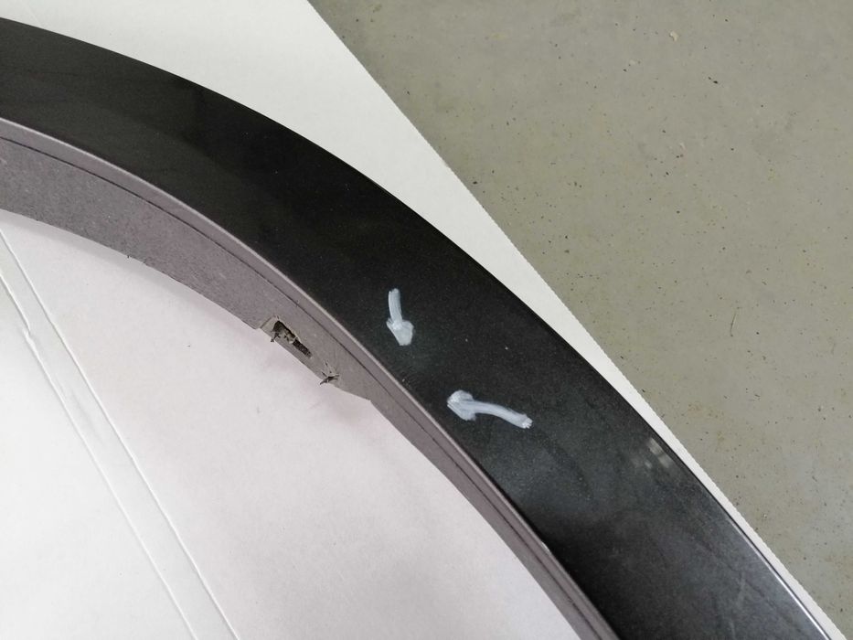 Listwa błotnika lewa tylna BMW X4 G04 M-Pakiet 8.071.013