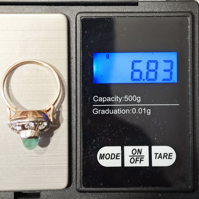 Золота каблучка, з діамантами 0.92ct, і смарагдом 1.5 ct, 583 проба.