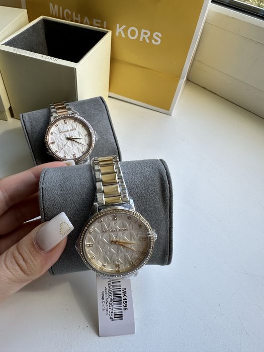 Часи годинник Michael Kors MK4667