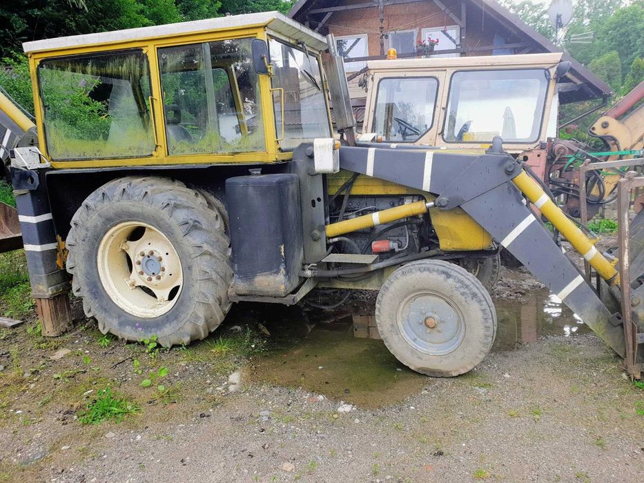 Sprzedam koparkę Ostrówek