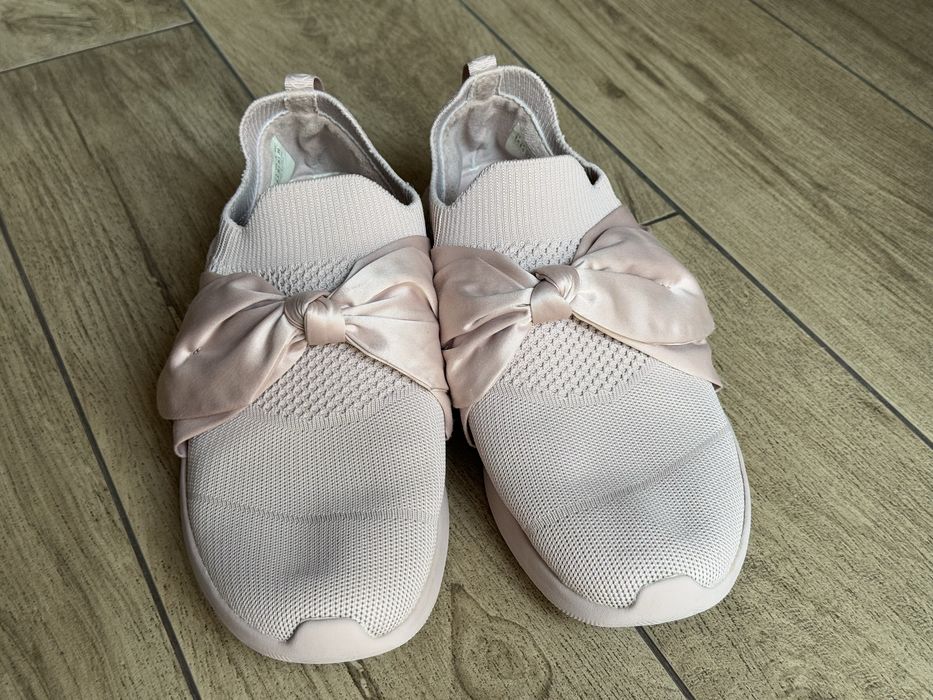 Кроссовки Skechers
