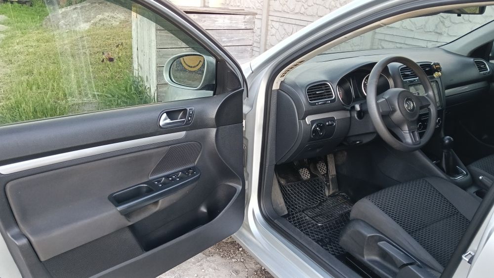 Продам Volkswagen Golf VI
