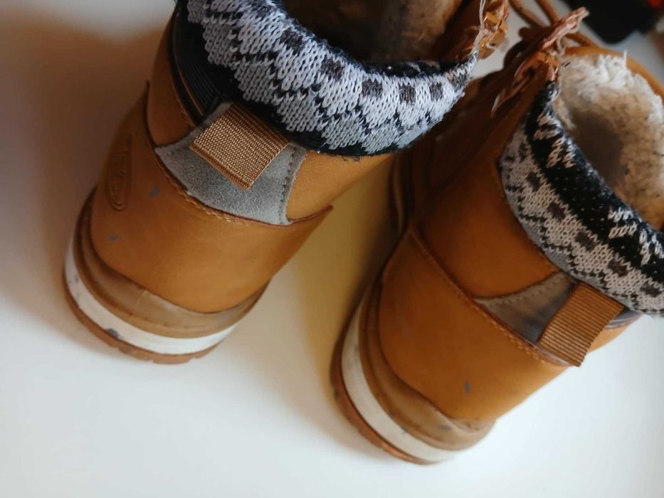 Buty zimowe Fashion ocieplane rozpinane na boku sznurowane 39'