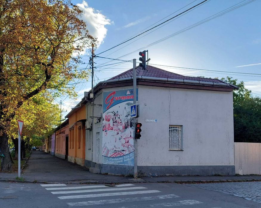 Комерційне приміщення біля людного перехрестя — максимум клієнтів!