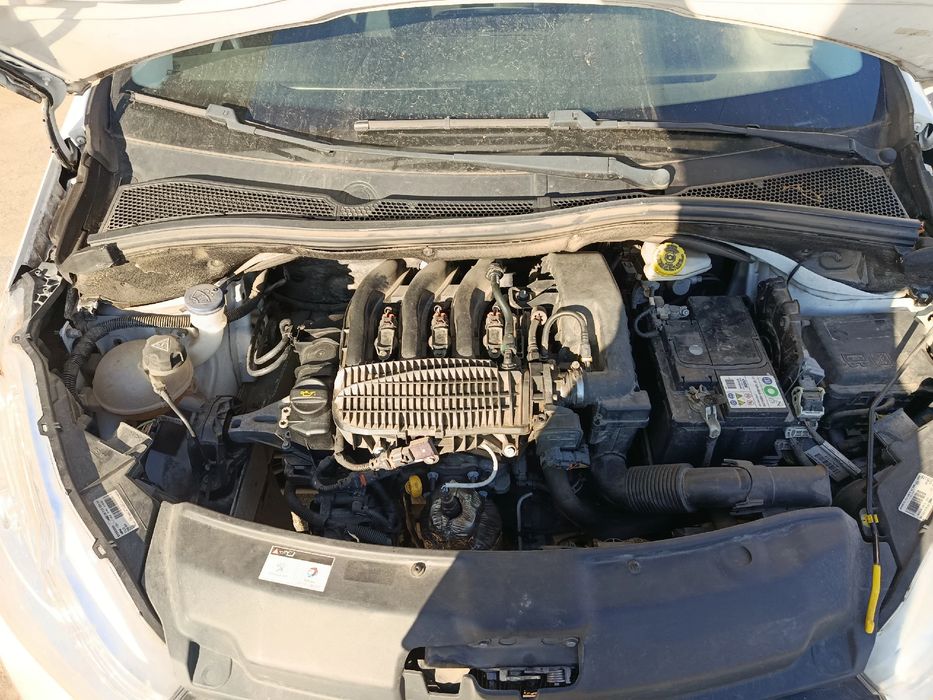 Motor completo PEUGEOT 208