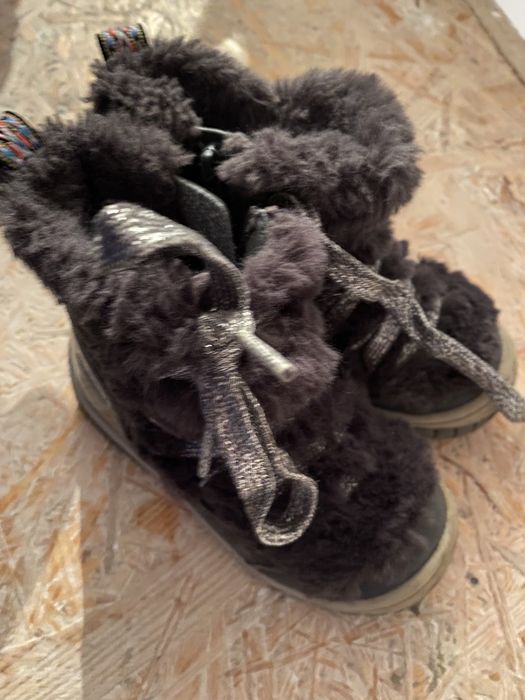 Buty śniegowce dziewczęce futerko Geox r. 23