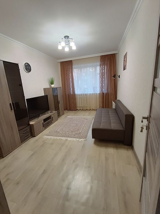 Здається в оренду 2 к квартира подобово