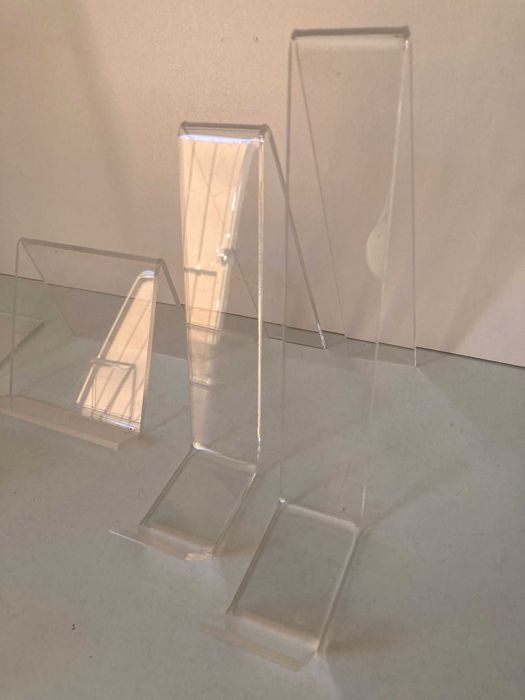 Expositores em Acrilico de Diversos Tamanhos (A4, A5, Cartões, etc)