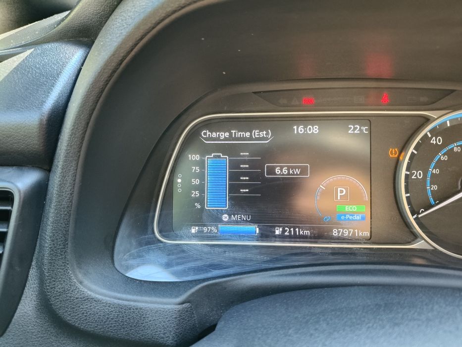 Продам nissan leaf 2 zе1