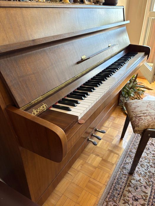 Pianino Lindberg - do renowacji i strojenia