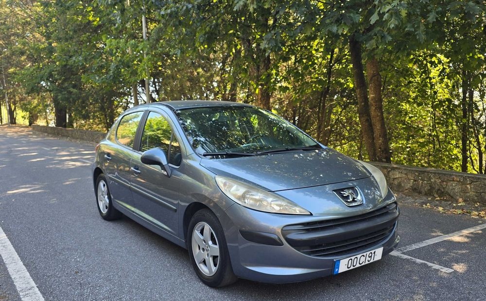 Peugeot 207 1.4 HDI *IUC Antigo* 5 Lugares