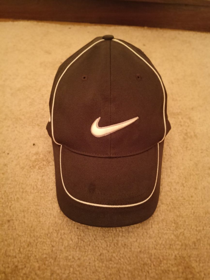 Nike cap clearance olx