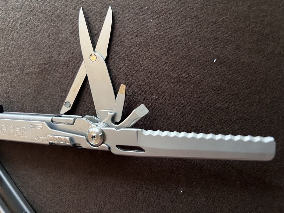 Multitool Gerber Flik