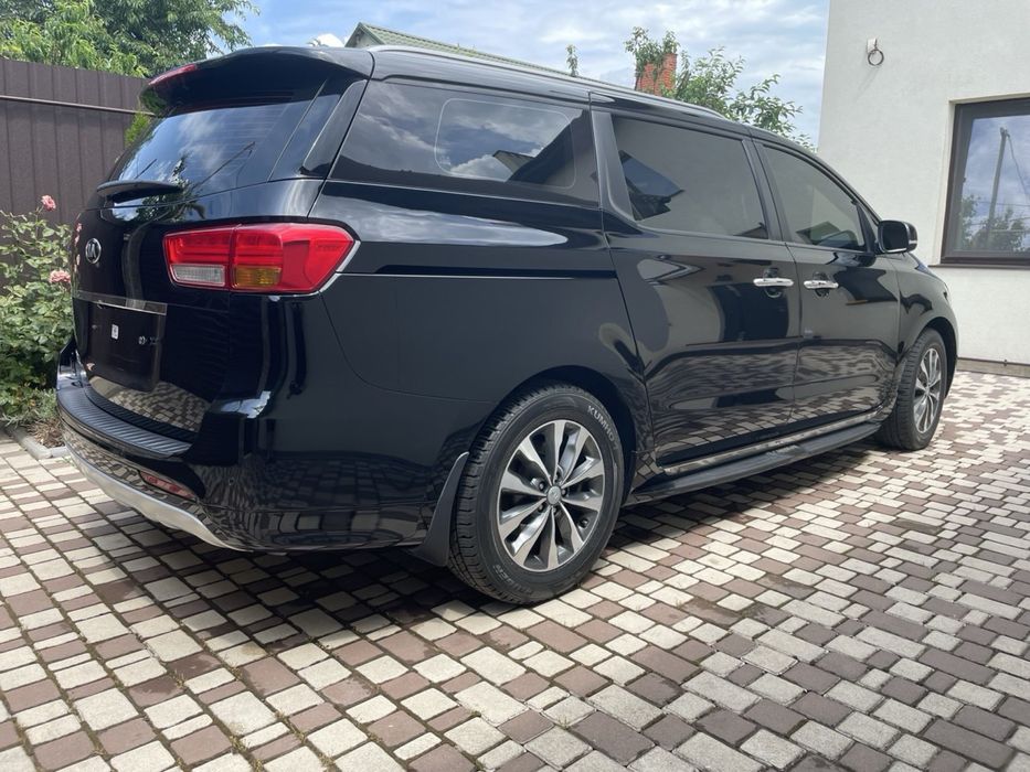 Kia Carnival 2017 2.2d не крашена