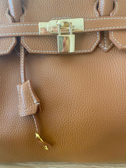 Mala lindíssima em pele !