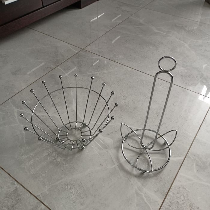 Kosz na owoce plus stojak na papier