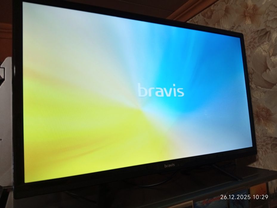 Телевізор Bravis LED-24G5000 +Т2