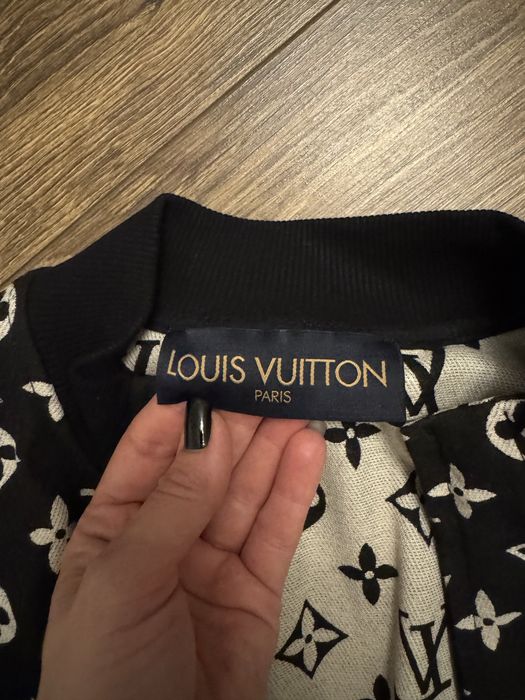 Продається сукня Louis Vuitton