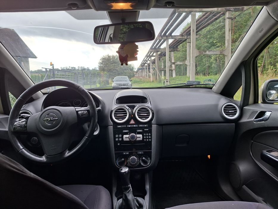 Opel Corsa D Cosmo | 1.2 80 KM | Bogate wyposażenie | 2 komplety kół