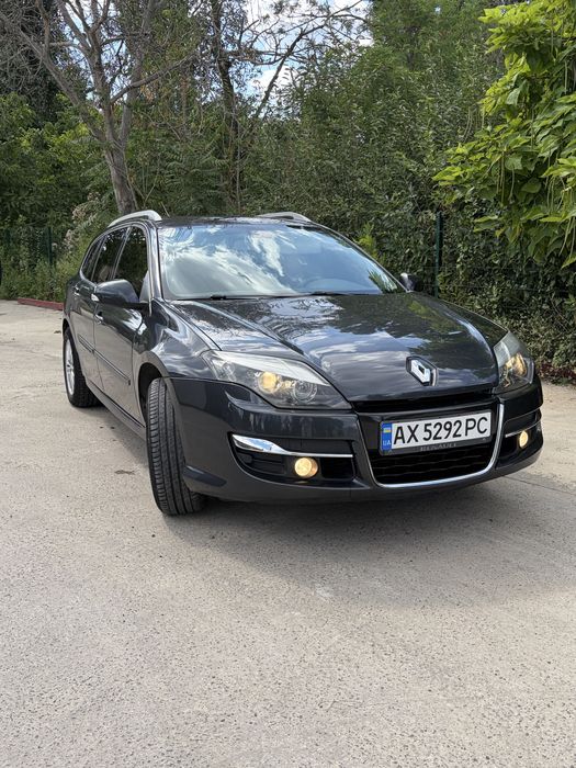 Автопродаж Renault Laguna