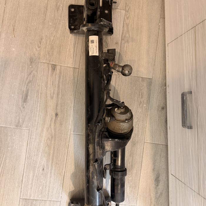 Hak elektryczny bmw g05 inne