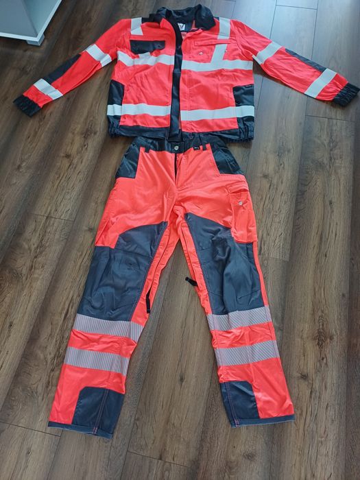 Odzież robocza nowa. KURTKI PO 70 ZŁ, SPODNIE 70 ZŁ